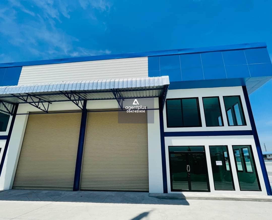 โกดัง/โรงงาน ใหม่ให้เช่า พื้นที่สีม่วง  บ้านเก่า, พานทอง, ชลบุรี