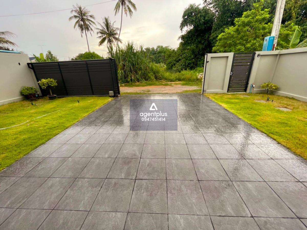 ขายบ้านเดี่ยว 3 ชั้นพร้อมสระว่ายน้ำ ห้วยใหญ่ พัทยา