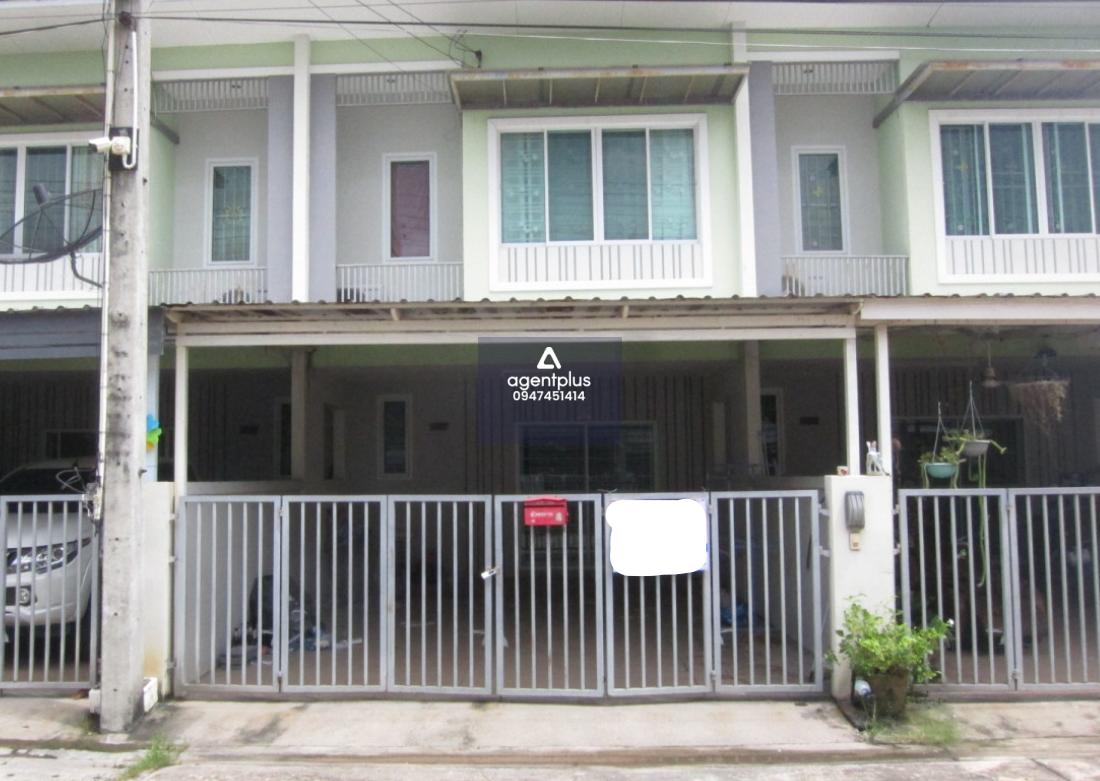 ขายด่วนทาวน์เอ้าส์ 2 ชั้น โครงการเดอะมิกซ์ ถนนสายปากร่วม-ปลวกแดง (รย.3013) 3 ห้องนอน 2 ห้องน้ำ ใกล้สิ่งอำนวยความสะดวก