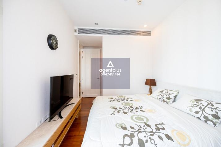 คอนโด คิว หลังสวน  หรูใจกลางลุมพินี พร้อมอยู่ ทำเลพรีเมียมระดับลักชัวรี