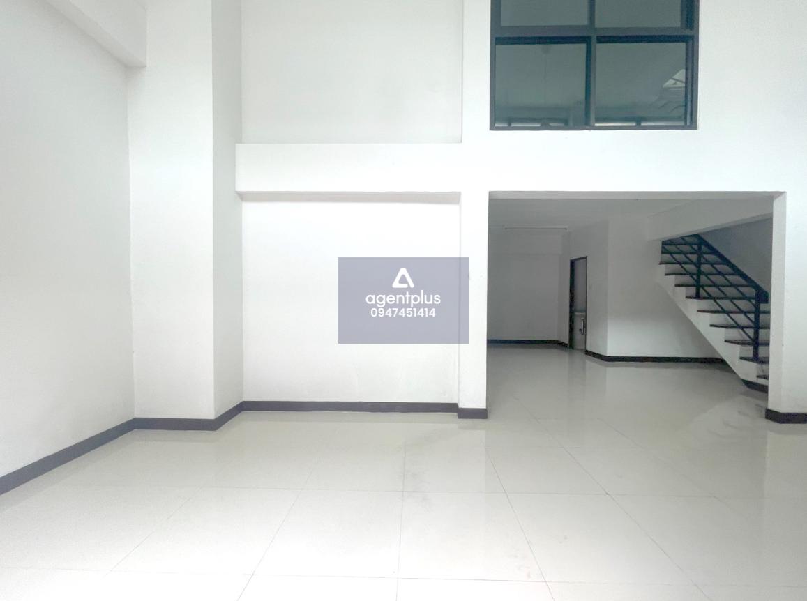 อาคารพาณิชย์ 3.5 ชั้น ทำเลทองใจกลางเมืองนนทบุรี ใกล้รถไฟฟ้า เหมาะค้าขาย–อยู่อาศัย!