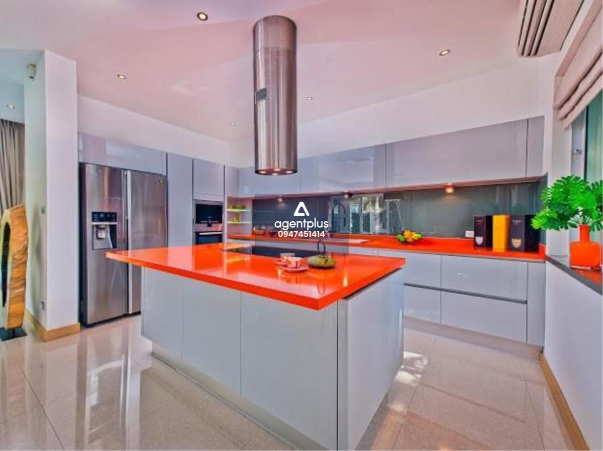 LUXURY VILLA VINEYARD IN PATTAYA near Mabprachan basin Pattaya