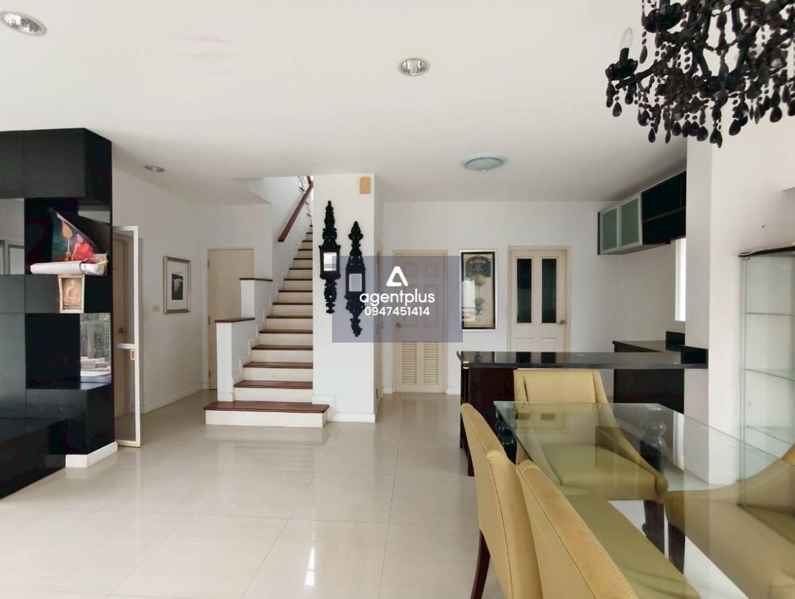 ขายด่วนบ้านเดี่ยว2 ชั้น โครงการสราญสิริ ประชาอุทิศ - สุขสวัสดิ์ เดินทางสะดวกด้วยเส้นทางสะพานวงแหวนอุตสาหกรรม สู่ย่าน สาทร สีลม พระราม 3