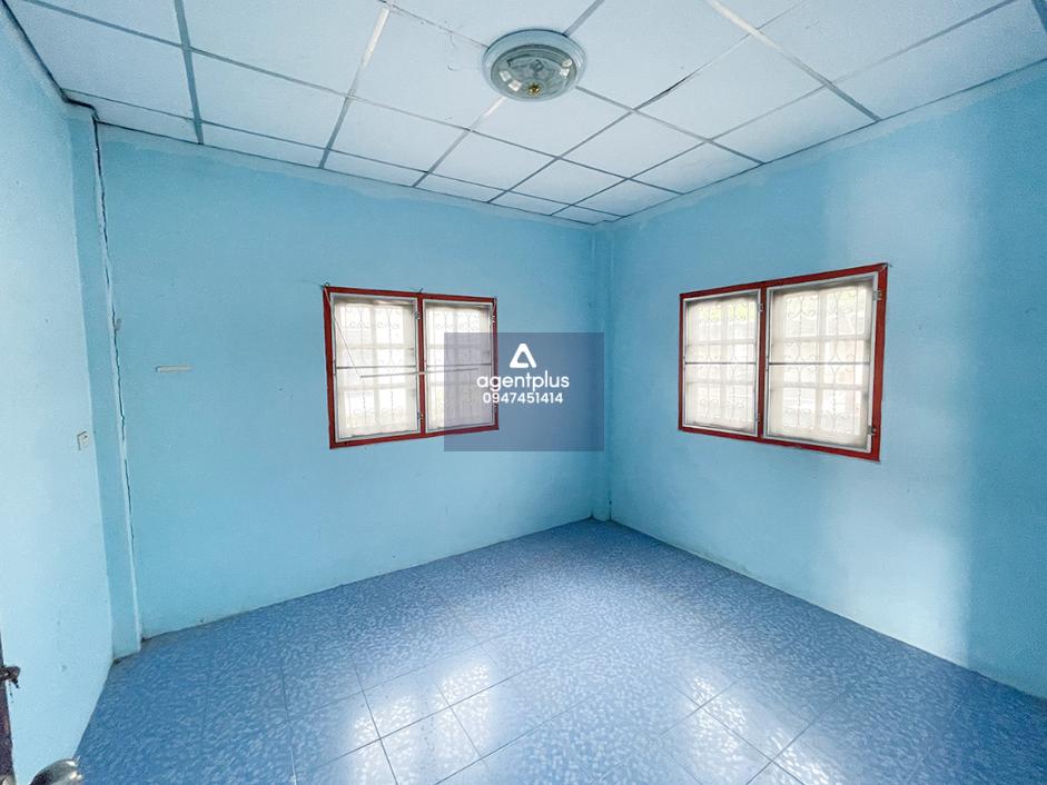 บ้านเดี่ยวชั้นเดียว โครงการบ้านไข่มุก 2 ชลบุรี ติดถนนสายอ่าวอุดม-ปากร่วม (ชบ.1032) เดินทางสะดวก ทรัพย์อยู่ในย่านชุมชน สาธารณูปโภคครบครัน