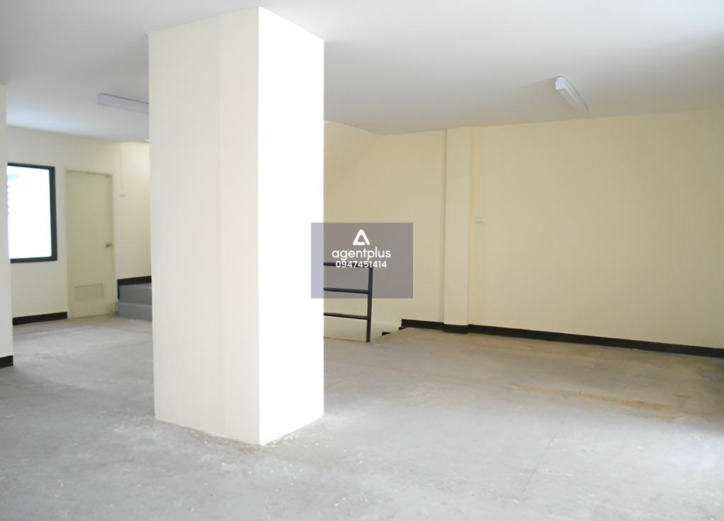 ขายอาคารพาณิชย์ 4 ชั้น ลำลูกกา สภาพปรับปรุงใหม่ ทำเลดี ห่างรถไฟฟ้า BTS แยก คปอ. 1.9 กม.