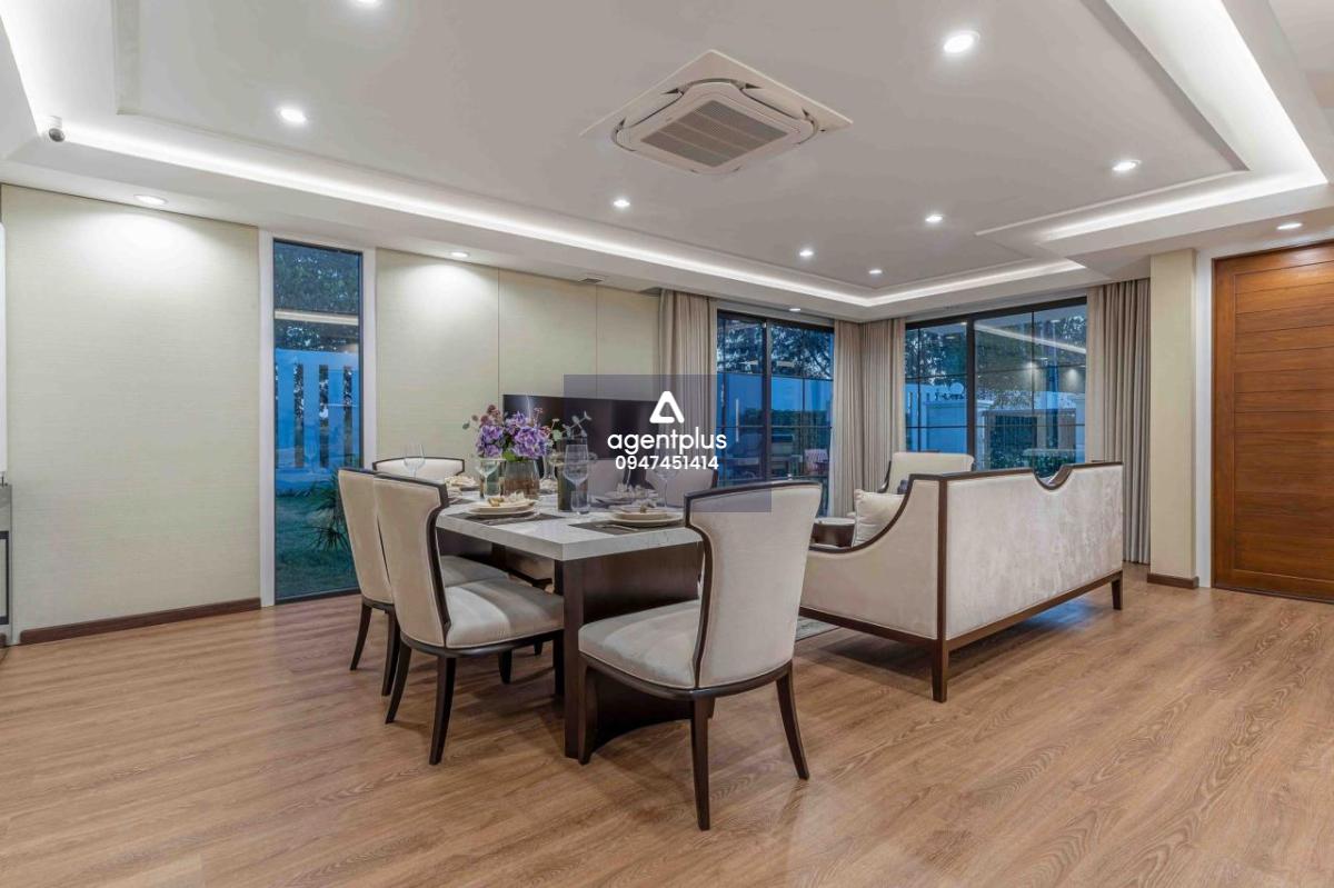 คุ้มสุดๆ บ้านใหม่ในใจกลางเมืองพัทยา Rungsii Village Pattaya. 