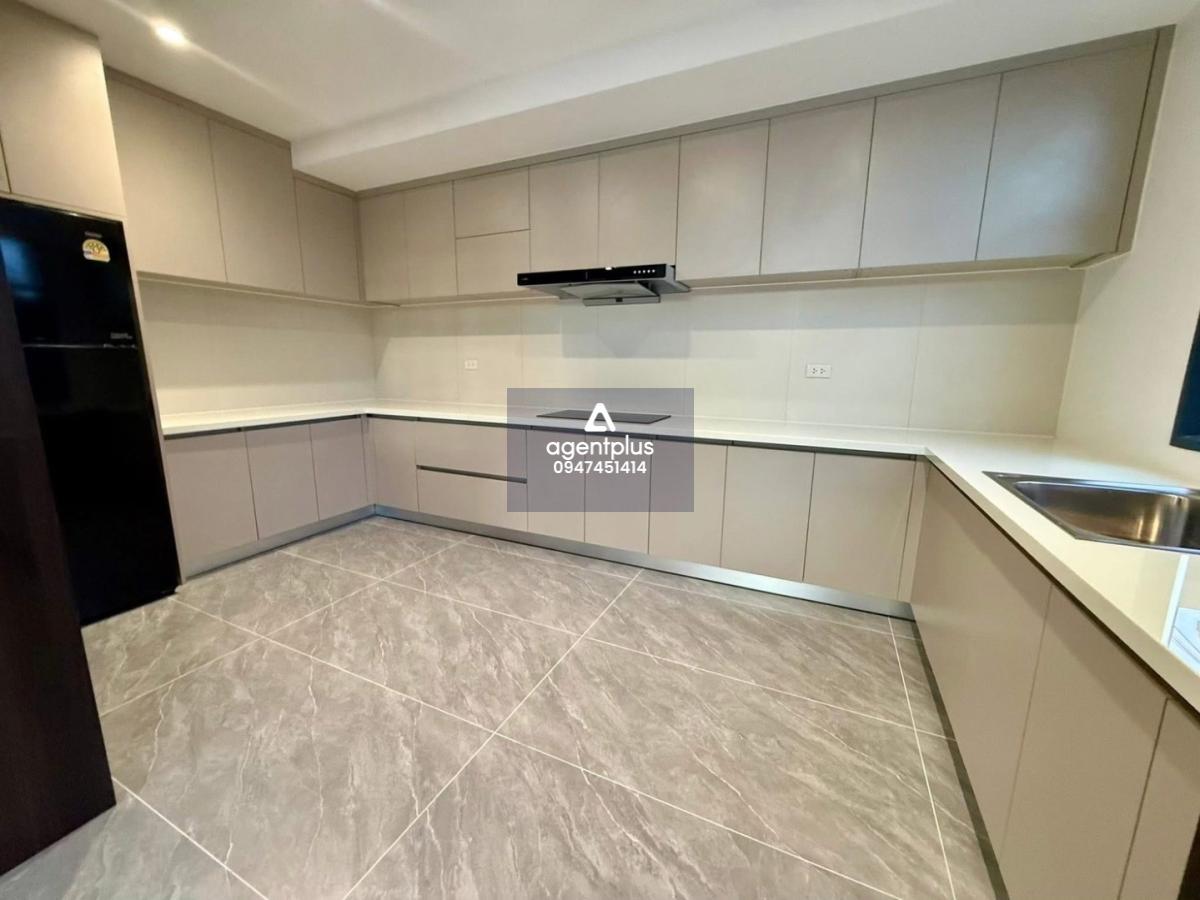 ขายพูลวิลล่าใหม่ สไตล์โมเดิร์น ในจอมเทียน!  ทำเลดีเยี่ยมและสิ่งอำนวยความสะดวกครบ