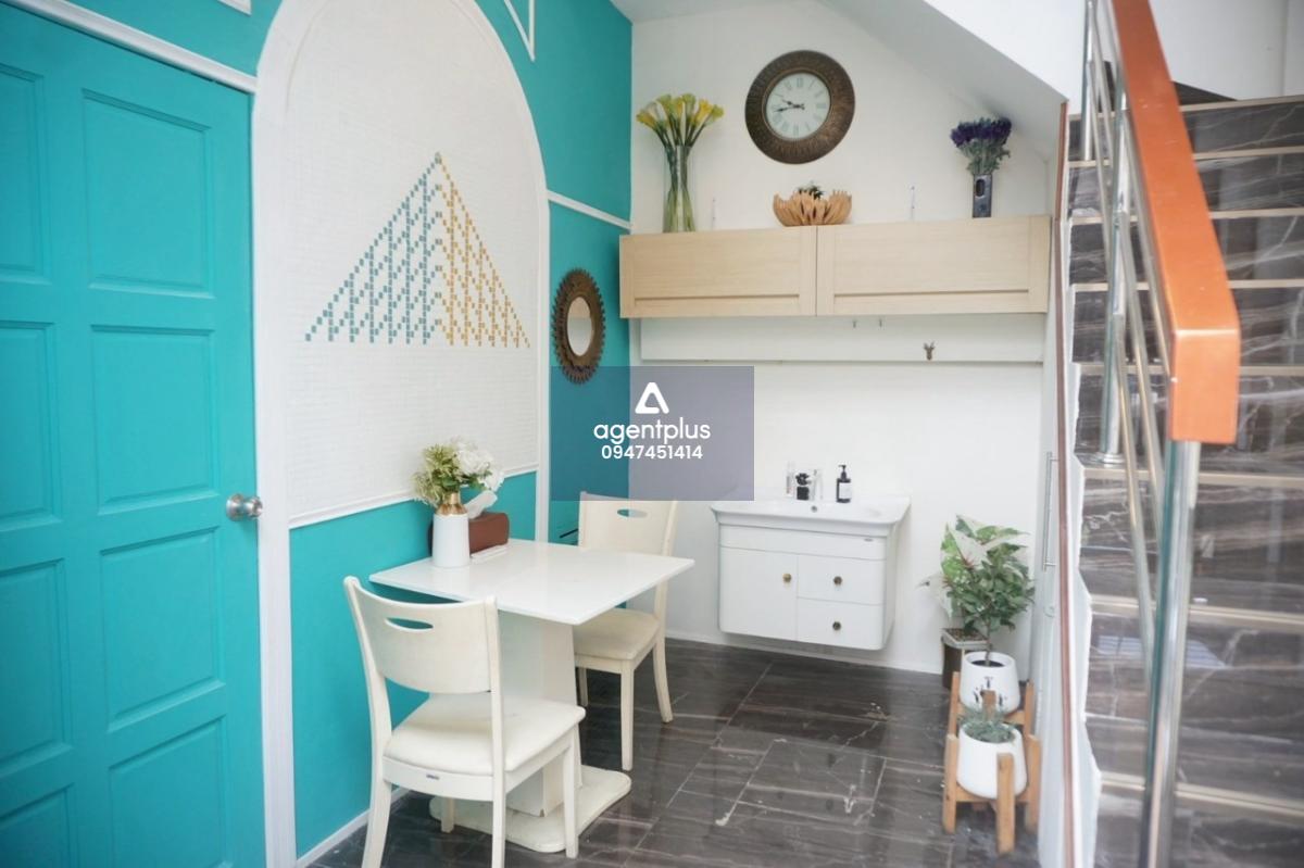 Co-Working Space พัทยากลาง | ออฟฟิศพร้อมใช้ เฟอร์ครบ ใกล้ทะเล สามารถเดินไปทะเลได้