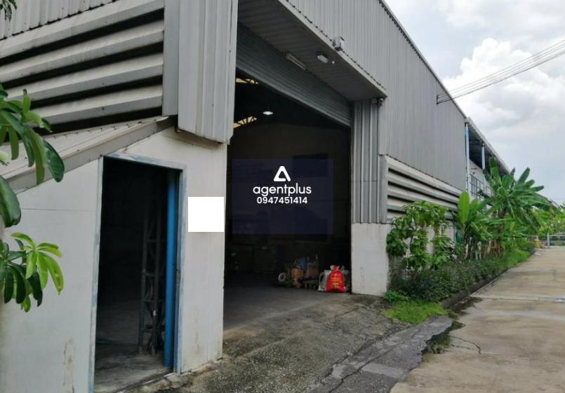 ขายโกดัง มีบ้านพักคนงานพร้อม และมีบ้านเดี่ยว เหมาะกับเป็นโกดัง เก็บสินค้า วางสินค้า