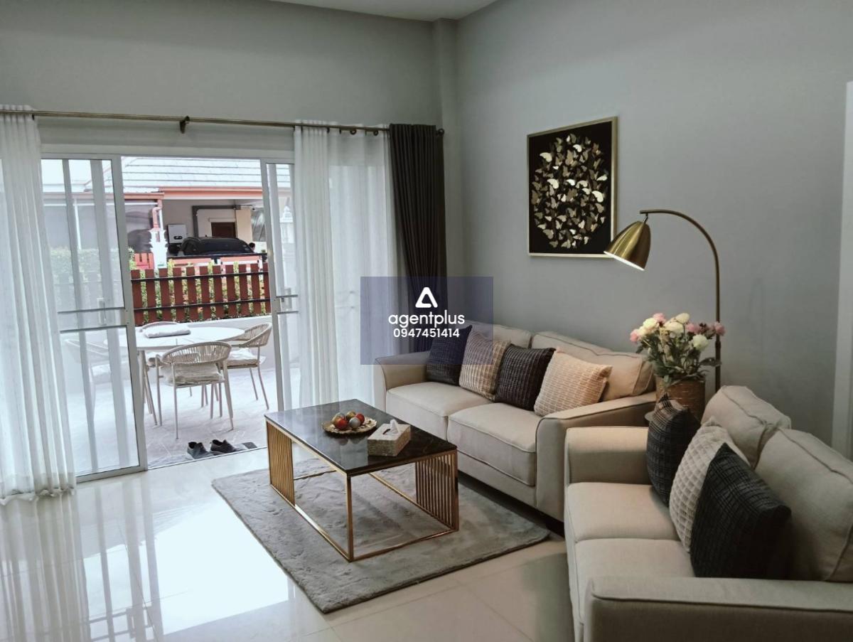 ขายบ้านเดี่ยว พร้อมสระว่ายน้ำและที่จอดรถในบ้าน บ้านดุสิต พัทยา วิลล์ 4 