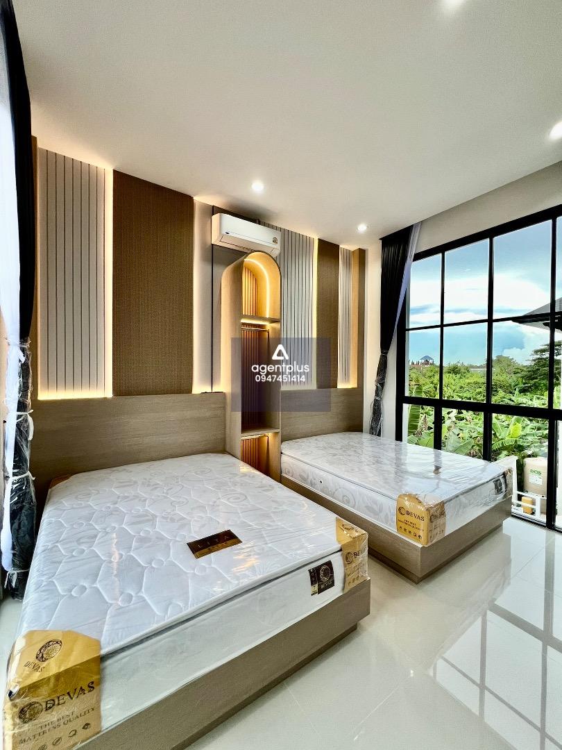 *ให้เช่า บ้านเดี่ยวพูลวิลล่าหรู 2 ชั้น – สระว่ายน้ำส่วนตัว ใกล้ Black Forest Cafe ห้วยใหญ่