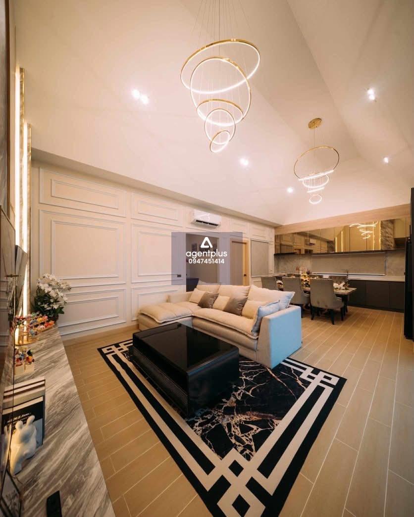 บ้านพลูวิลล่าพัทยา พร้อมอยู่ ตกแต่งสไตล์ Modern Luxury แถมเครื่องใช้ไฟฟ้าครบครัน