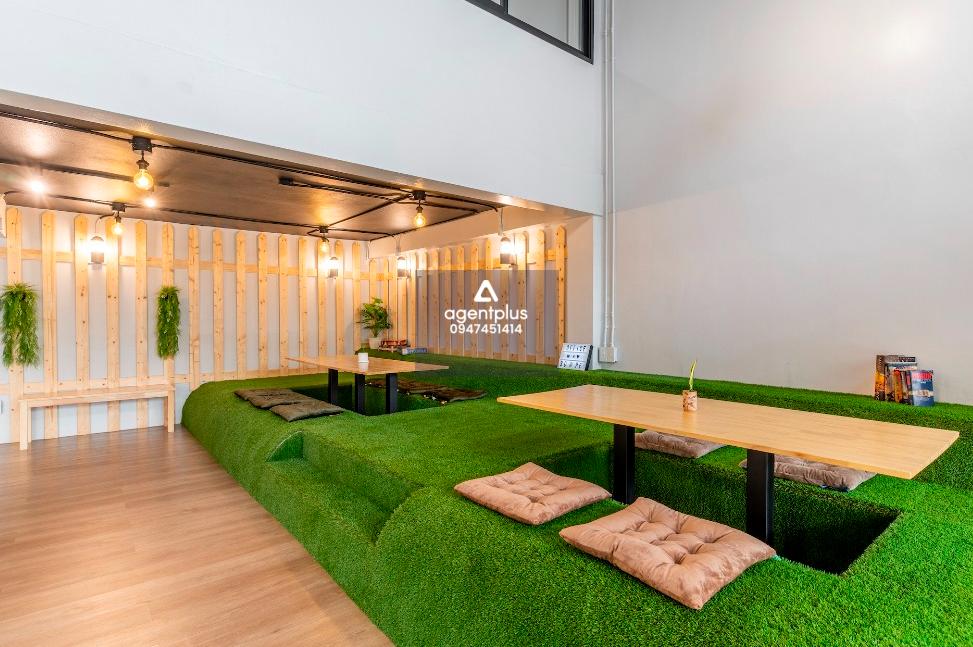 ออฟฟิศให้เช่า พัฒนาการ เฟอร์ครบพร้อมอยู่ ใกล้รถไฟฟ้า มีที่จอดรถฟรี ฟรีค่าบริการ