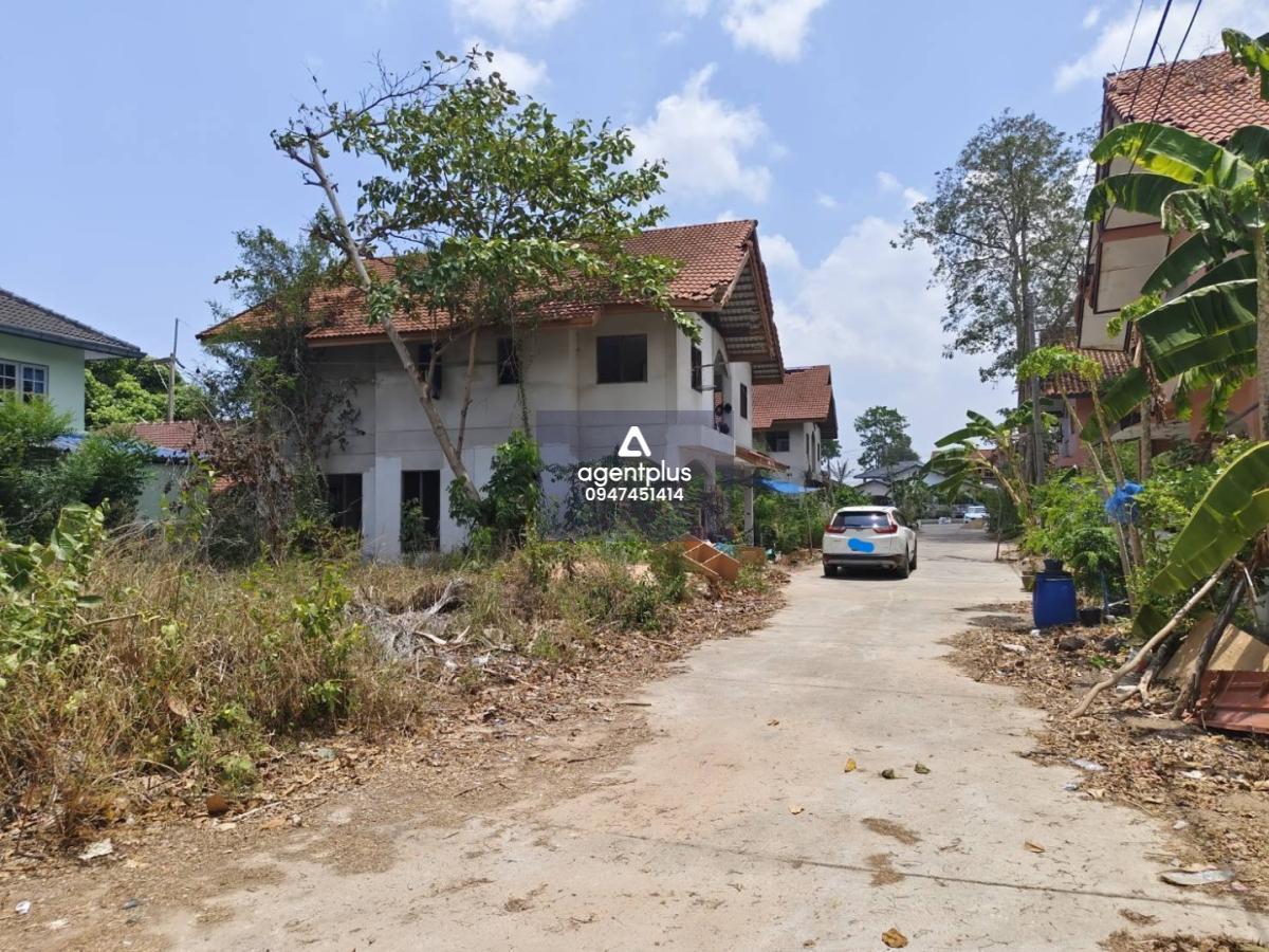 *ขายบ้านรวม 6 โฉนด 3 หลัง เหมาะสำหรับสายรีโนเวท ทำเลอ่างมาบประชัน ชลบุรี