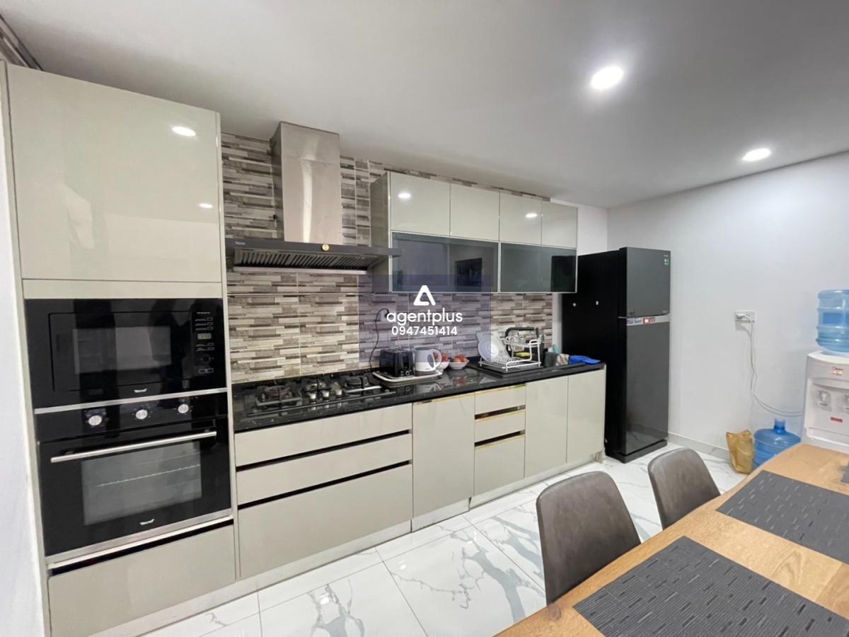 ขายบ้าน4ชั้นแถวเกษตรสิน โลเคชั่นดีมาก ใกล้หาดและร้านสะดวกซื้อ 