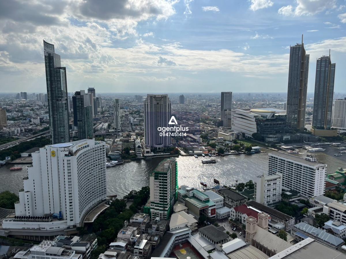 ขายคอนโดสุดหรู เลอบัว แอท สเตททาวเวอร์ ถนนสีลมบางรัก ห้องสวย 3 ห้องนอน 3 ห้องน้ำ ตกแต่งพร้อมเข้าอยู่ วิวแม่น้ำเจ้าพระยา และวิวเมืองได้อย่างชัดเจน 