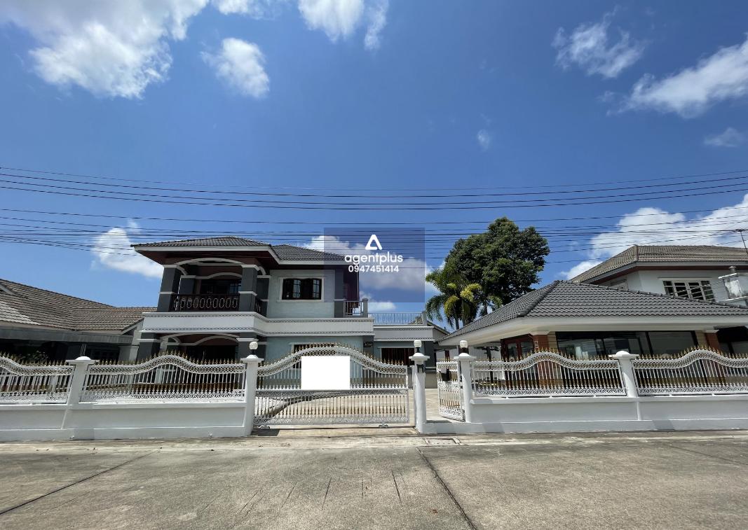 บ้านเดี่ยว โครงการระเบียงเมือง เมืองระยอง ปรับปรุงใหม่ บ้านเดี่ยว 2 ชั้น การคมนาคมสะดวก สาธารณูปโภคครบครัน