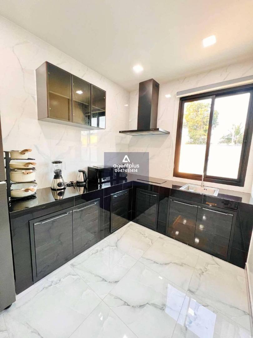 *ขายพูลวิลล่าสร้างใหม่ขายพร้อมผู้เช่าสัญญา 3 ปี พัทยา