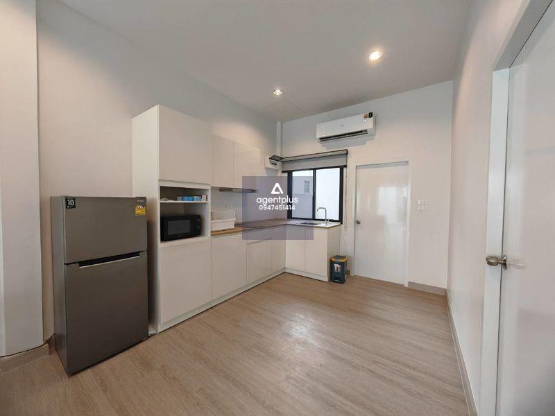 ให้เช่าบ้านทาวน์เฮ้าส์หลังมุม โครงการ​ วิสทาวน์​ เดคโค พัทยา-เขาตาโล แต่งครบพร้อมเข้าอยู่