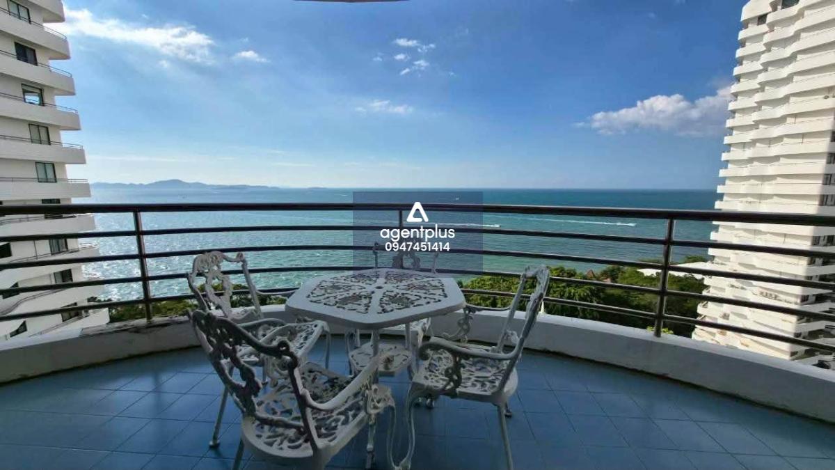 ขาย Luxury Condo 3 ห้องนอน บนเขาพระตำหนัก พัทยา ใกล้ทะเล