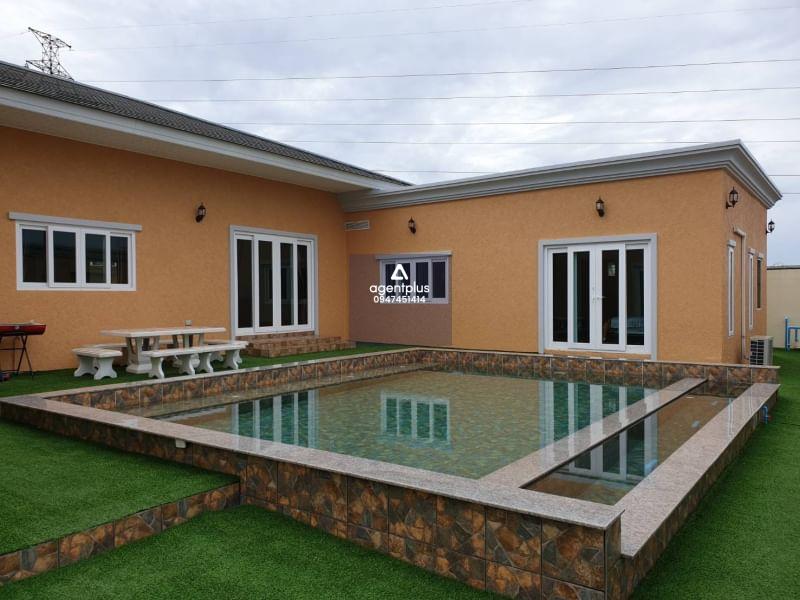 เช่า บ้านพูลวิลล่าสวยในโครงการ ทำเลทอง Siam Royal View Pattaya