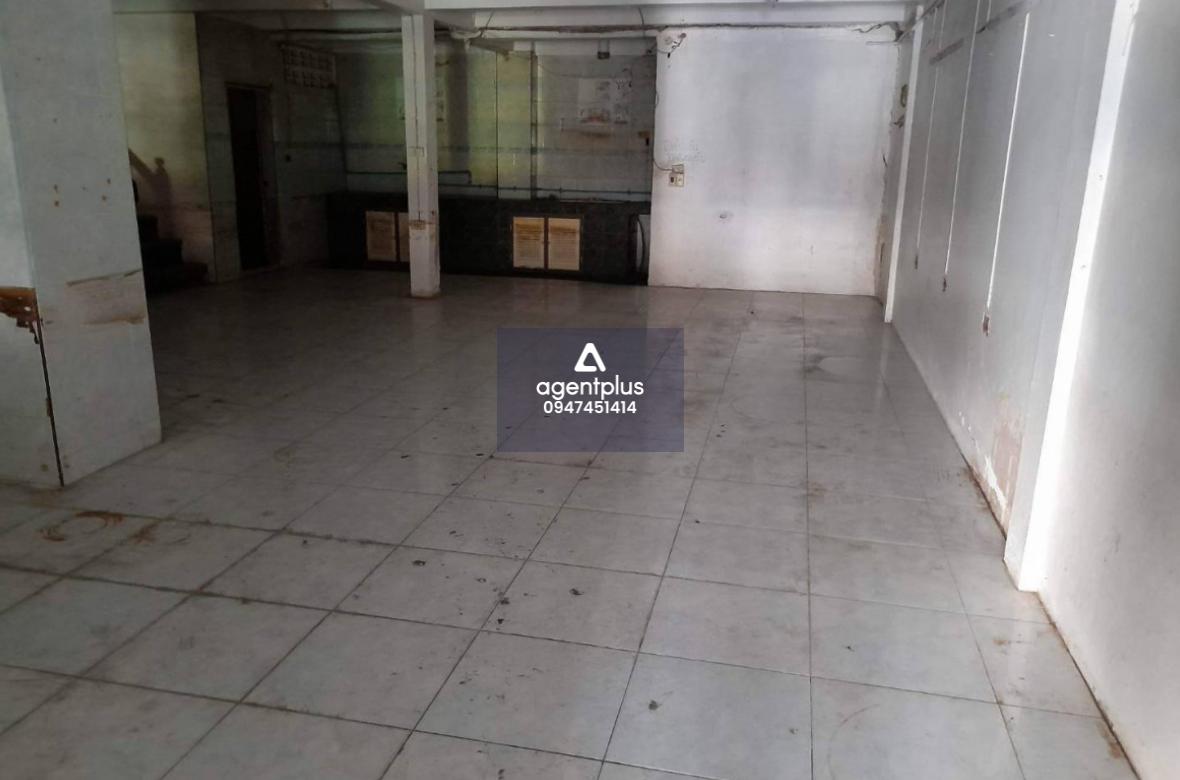 ขายทาวน์เฮ้าส์เปล่า 2 ชั้น โครงการรินทร์ทอง ถนนลำลูกกา 6 ห้องนอน 4 ห้องน้ำ เหมาะกับการรีโนเวท ราคา 2.2 ล้านบาท ล้อมรอบด้วยสิ่งอำนวยความสะดวกมากมาย