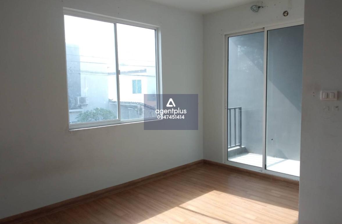 ทาวน์เฮ้าส์ 2 ชั้น หมู่บ้านอารียา (กาญจนาภิเษก–ราชพฤกษ์)