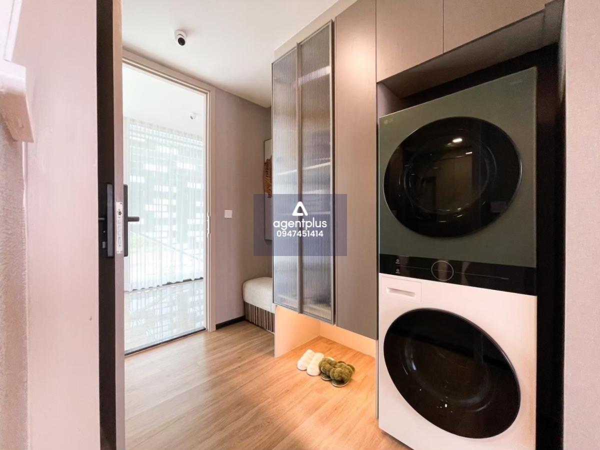 คอนโดใหม่ High Rise มาพร้อมกับดีไซน์สวยหรู วิวงดงาม ใกล้หาดจอมเทียน Aquarous Jomtien Pattaya