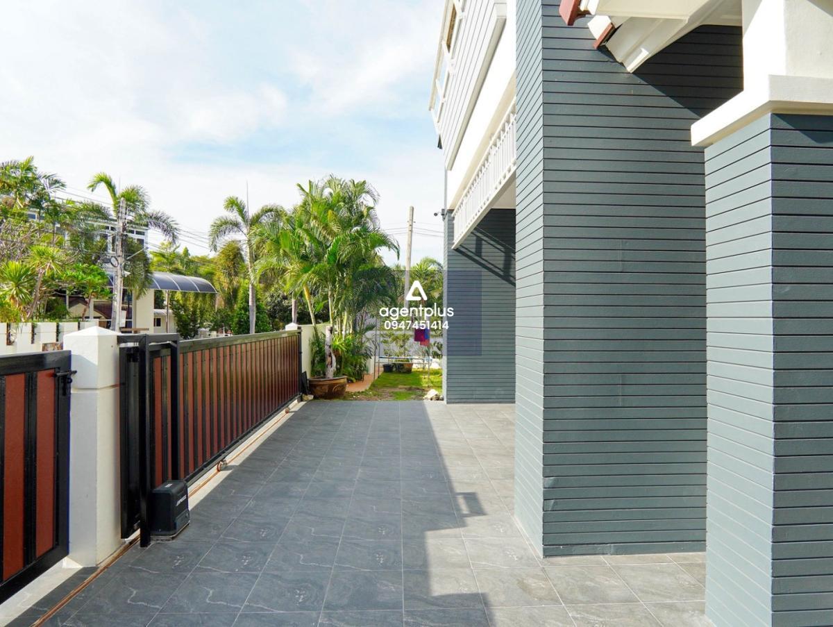 ขายบ้านหรู Modern Luxury พร้อมสระว่ายน้ำส่วนตัว – Central Park Hillside Village พัทยา