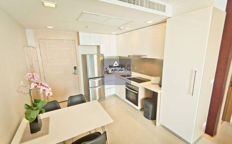 ขาย คอนโดมิเนียมริมชายหาด The Palm Wongamart Beach พัทยา