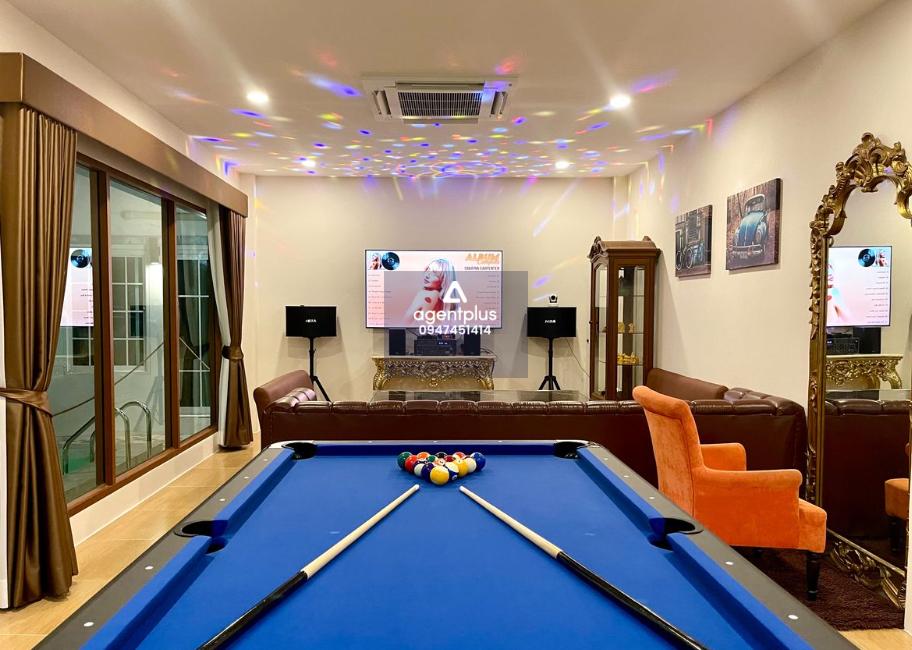 การลงทุนที่คุ้มค่า!! พูลวิลล่าหรู! ทำเลทอง จองตอนนี้รับค่าเช่า 90,000- ทุกเดือน!!! ขายพูลวิลล่า 3หลัง ห้วยใหญ่ บนเนื้อที่ 1 ไร่ 200 ตรว. ต.หนองปรือ