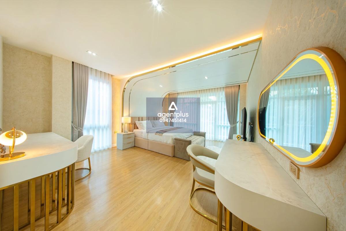 Mordern Beachfront Pattaya 