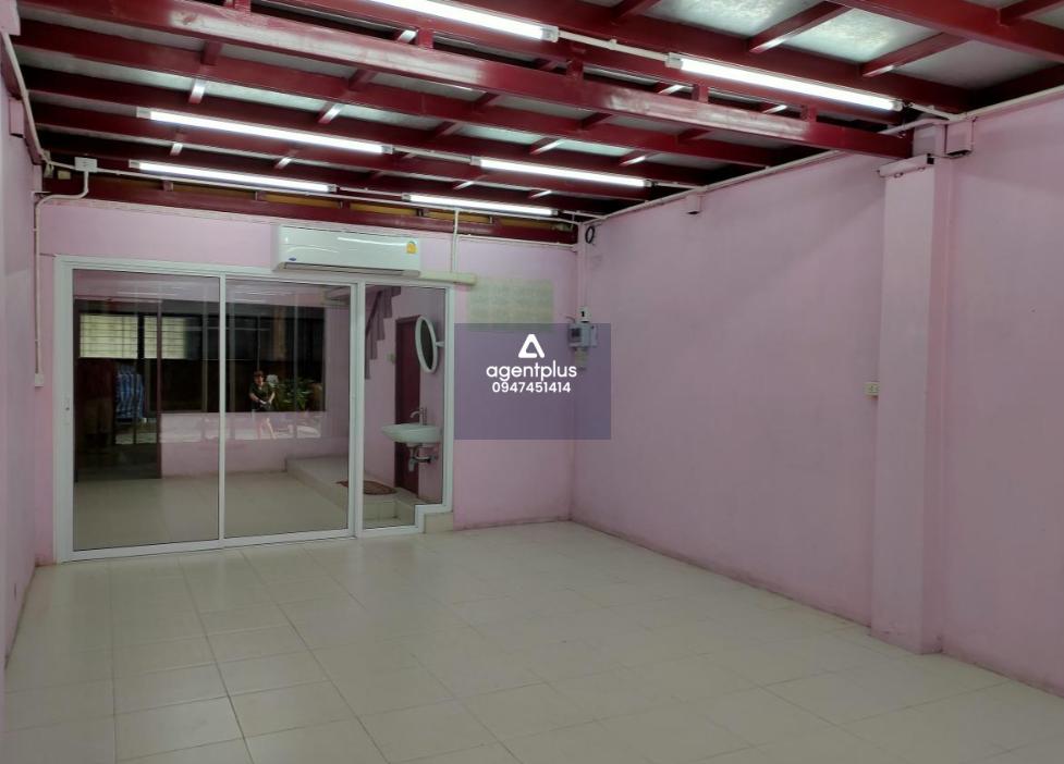 ขายอาคารพาณิชย์ Home office ให้เช่า ซ.สุขสวัสดิ์ 37/6 ตกแต่งใหม่ทั้งตึกเหมาะทำสำนักงาน