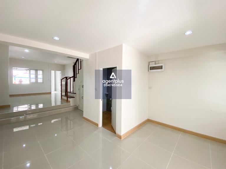 ขายทาวน์เฮ้าส์ 3 ชั้น 1 คูหา โครงการบ้านนันทนาการ์เด้นท์ นนทบุรี ปรับปรุงใหม่