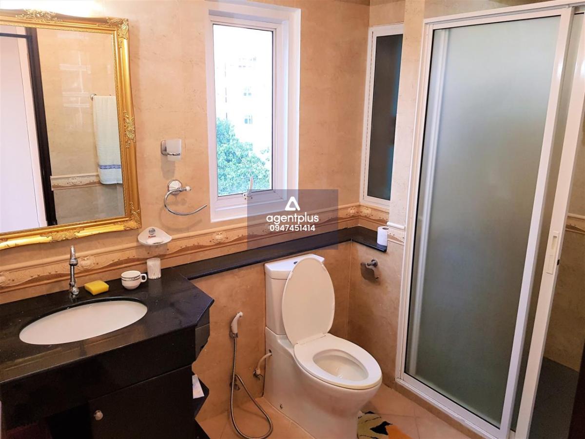 This ground floor condo is for sale at the price of 1,990,000฿ 1 bedroom & 1 bathroom 41.5 square meters Ground floor Foreign quota Fully furnished & ready to move in Condo features: Fully equipped European kitchen Bedroom with en-suite Built-in wardrobes