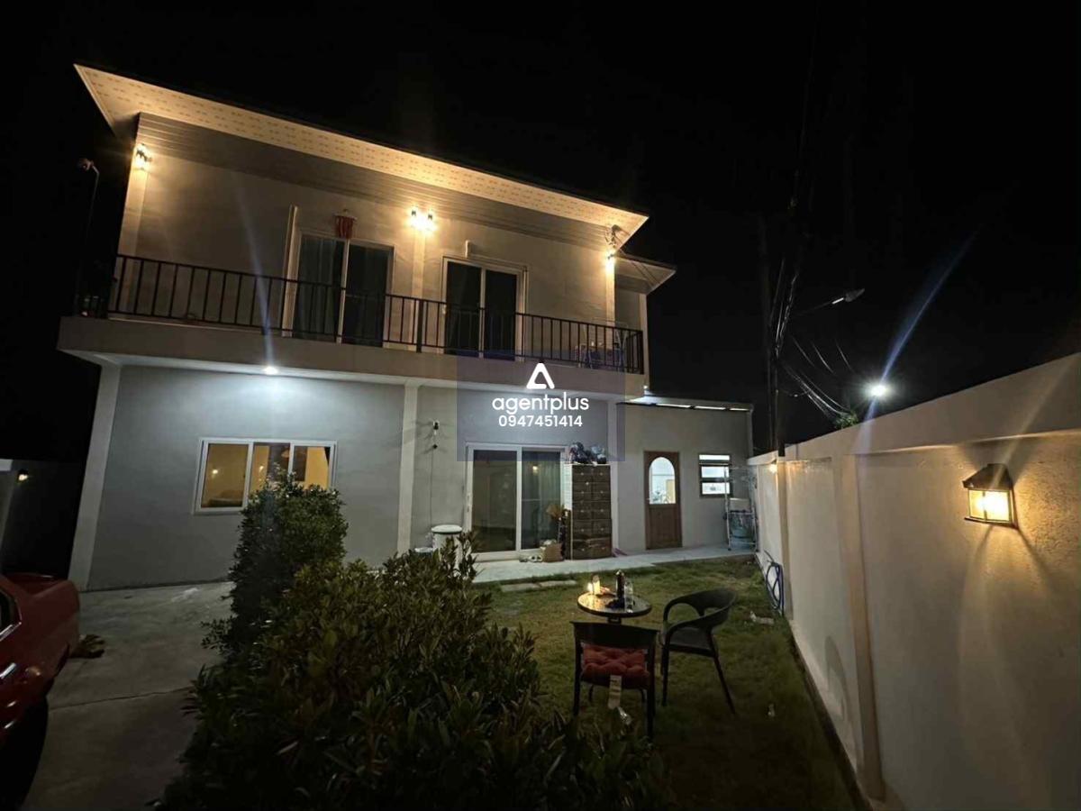 บ้านเดี่ยวพร้อมอยู่ ทำเลดีหลังปั๊ม ปตท. ห้วยใหญ่