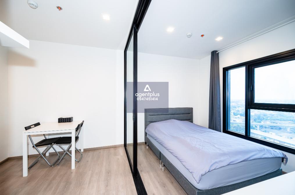 คอนโดทำเลทอง  เดอะ เบส เพชรเกษม ใกล้ MRT เพียงไม่กี่ก้าว พร้อมอยู่ ราคาพิเศษ!