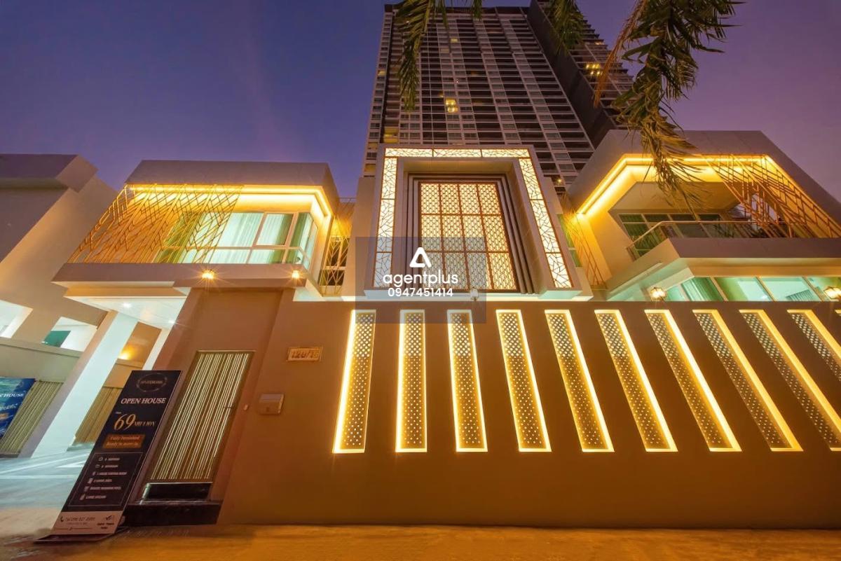 Mordern Beachfront Pattaya 