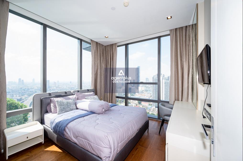 ขายคอนโดหรู เดอะ แบงค็อค สาทร  พร้อมอยู่ ทำเลดีใจกลางเมือง