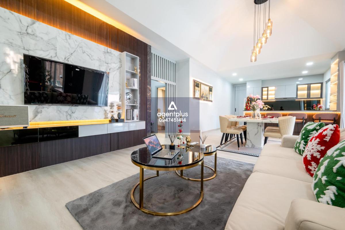 ขายบ้านสวยทำเลดี ใจกลางเมือง ติดห้างเดอะชิลล์ (บ้านในโครงการ)