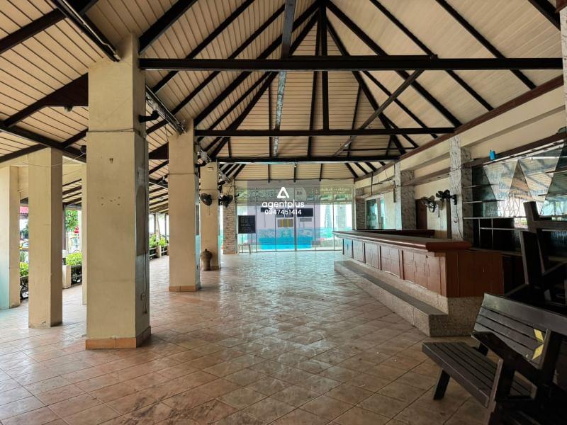 เลือกทำเลเด่นก่อนใคร !! ให้เช่า/ขายโรงแรมริมหาดจอมเทียน 54 ห้อง ทำเลดี พร้อมใบอนุญาตโรงแรม 