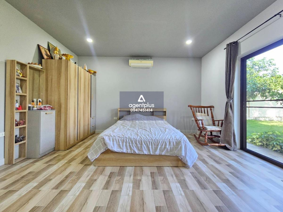 ขายบ้านพูลวิลล่า ใกล้ทะเล ราคาพิเศษ บ้านสวยพร้อมเข้าอยู่ บางเสร่ สัตหีบ พัทยา