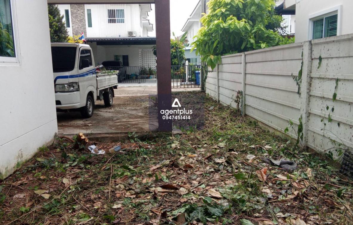 ขายบ้านเดียว 2 ชั้น  โครงการเดอะไนน์ แอด ธัญญะ ถนนรังสิต-นครนายก(305) รายล้อมไปด้วยสิ่งอำนวยความสะดวก