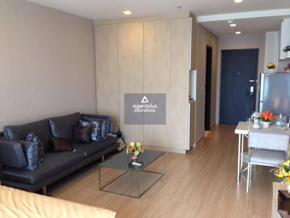 สกายวอล์ค คอนโดมิเนียม สุขุมวิท – วิวเมืองใจกลางพระโขนง ใกล้ BTS เพียงไม่กี่ก้าว