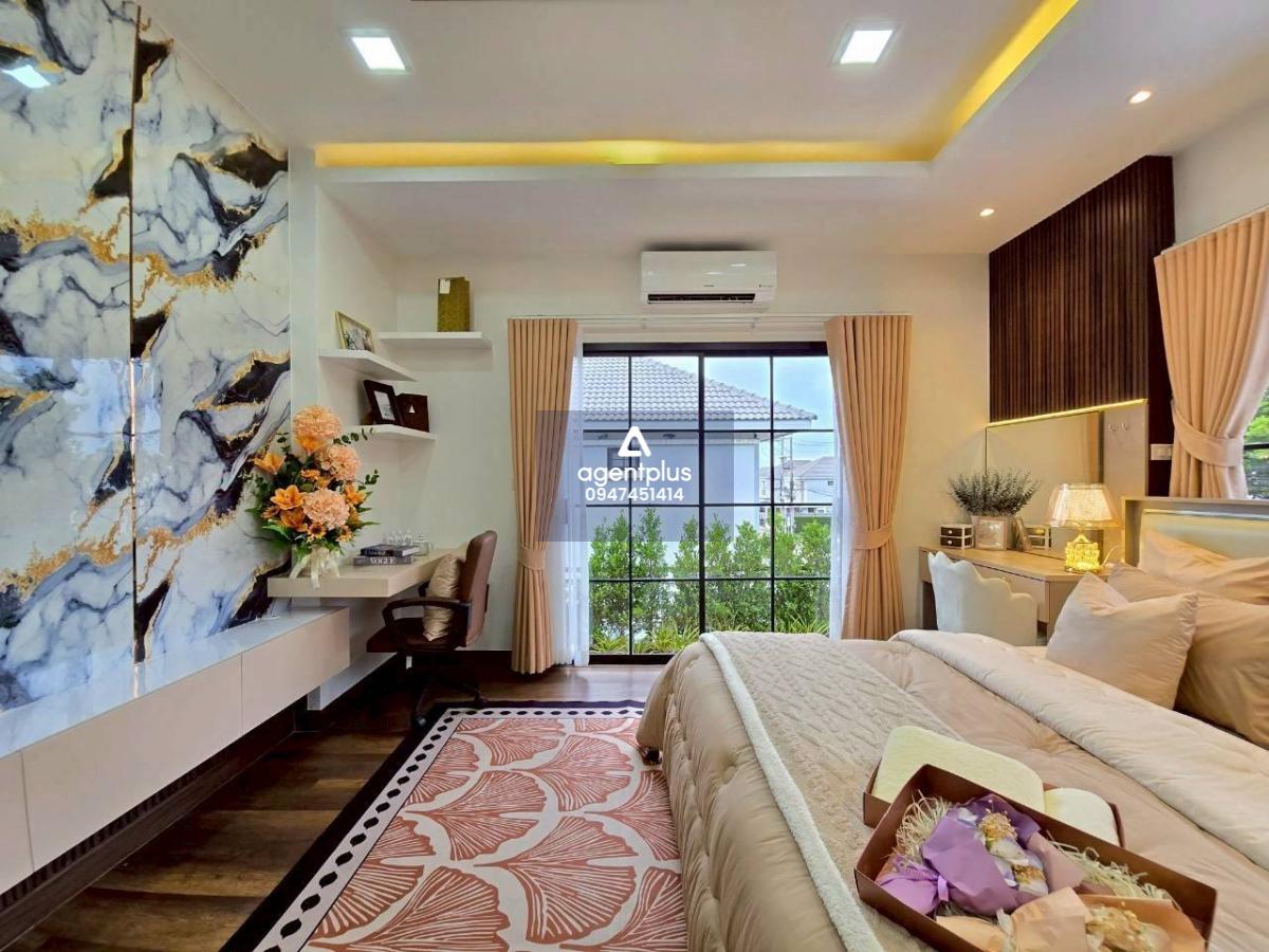 ขายบ้านเดี่ยว 2 ชั้น(บ้านในโครงการ หลังมุม)