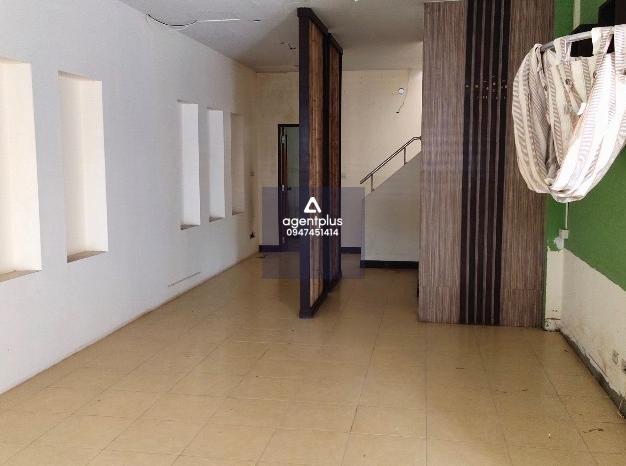 อาคารพาณิชย์ 3 ชั้น 2 คูหา หมู่บ้านพนาสนธิ์ปาร์ควิลล์ 3 ทำเลดี โครงการติดถนนสายหลักเทพกระษัตรี การเดินทางเข้า-ออกสะดวก อยู่ในแหล่งชุมชน สาธารณูปโภคครบ