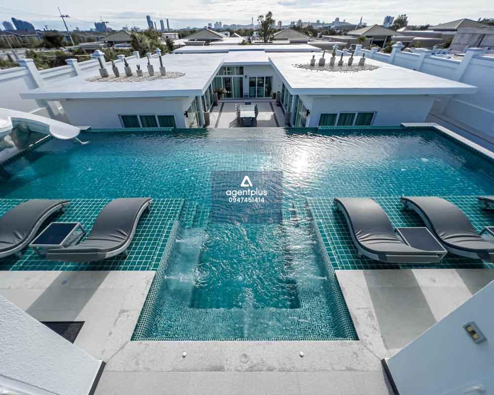 ให้เช่าพูลวิล่าหรู สยามรอยัลวิว พัทยา เขาตาโล 7 ห้องนอน 8 ห้องน้ำ 