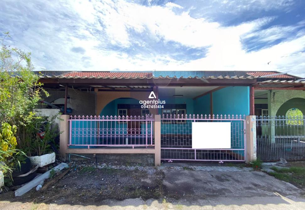 ทาวน์เฮ้าส์ชั้นเดียว ทำเลในแหล่งชุมชน สาธารณูปโภคครบ การเดินทางสะดวกเข้า-ออกได้หลายเส้นทาง โครงการสมอทอง ระยอง