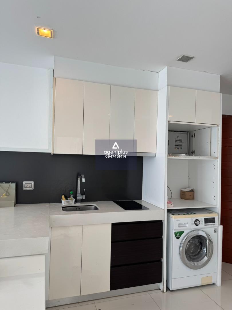 ขายคอนโดทำเลดี วิวทะเล คลับ รอยัล คอนโดมิเนียม พัทยา