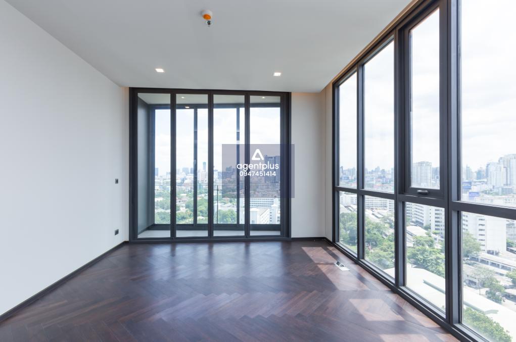 คอนโดลักชัวรี เดอะ โมนูเมนต์ สนามเป้า  ใจกลางพญาไท วิวเมืองสุดหรู ใกล้ BTS สนามเป้า